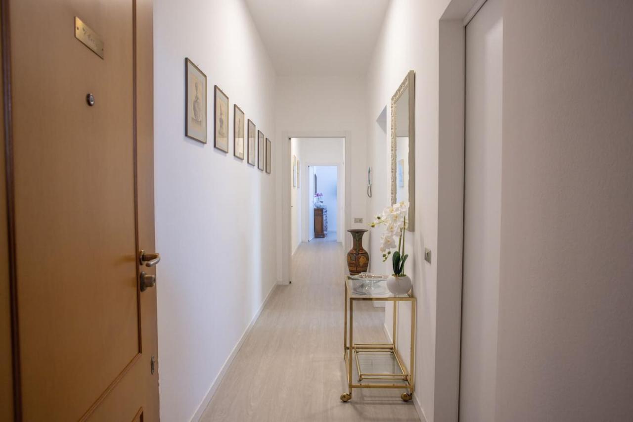 Fiorina Apartment Saronno Luaran gambar