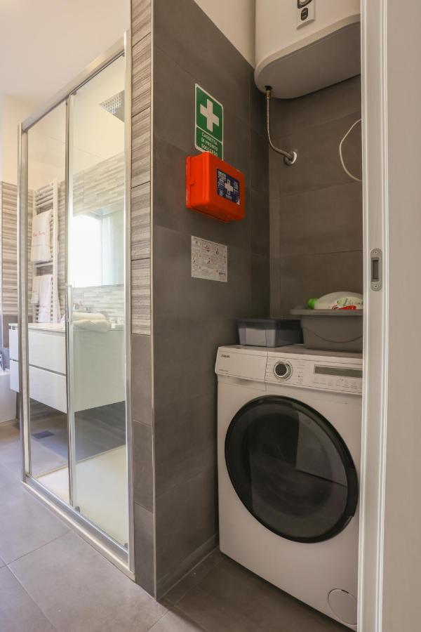 Fiorina Apartment Saronno Luaran gambar