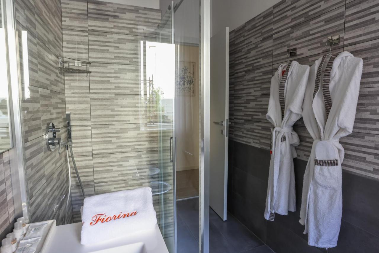 Fiorina Apartment Saronno Luaran gambar